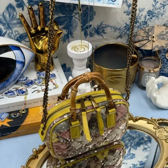 🆕 KURT GEIGER LONDON 🧿 NWOT XS Kensington Duffle, Yellow Floral Sequins - Picture 4 of 16